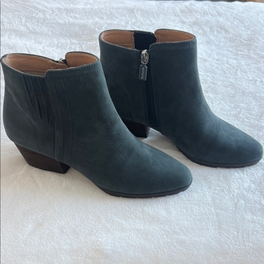 Blondo waterproof ankle boots-women’s-8.5